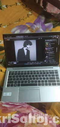 Premium Business Laptop – Ready for Work & Study